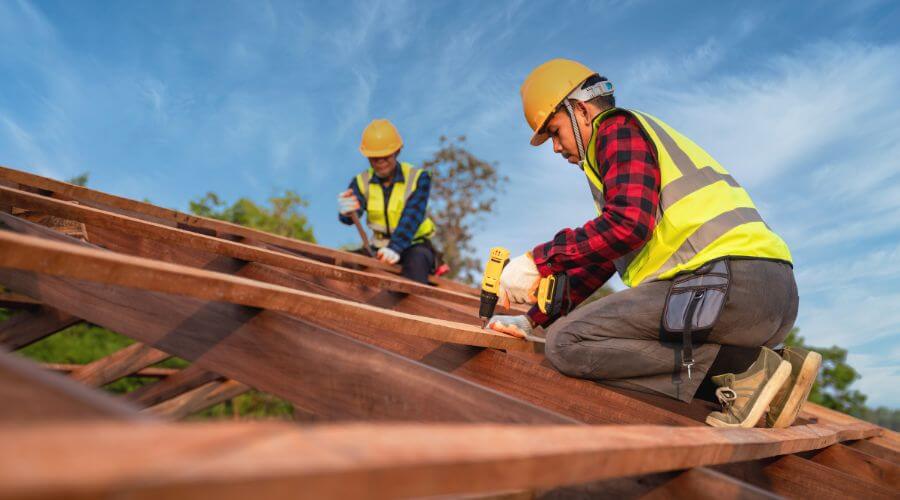 Professional Flat Roofing Installation services in Long Lake, MI